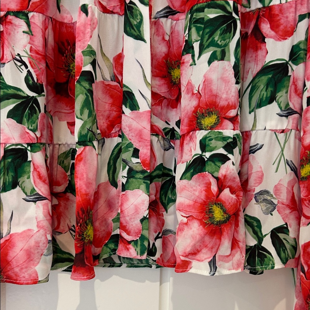 Alice + Olivia Red and Green Floral Blouse - Picture 6 of 8